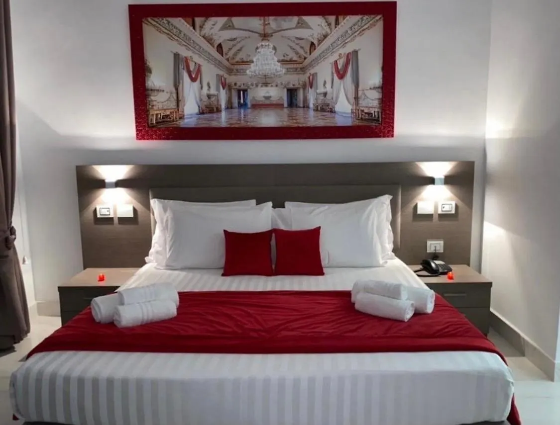 Mecla Suites Naples Guest house