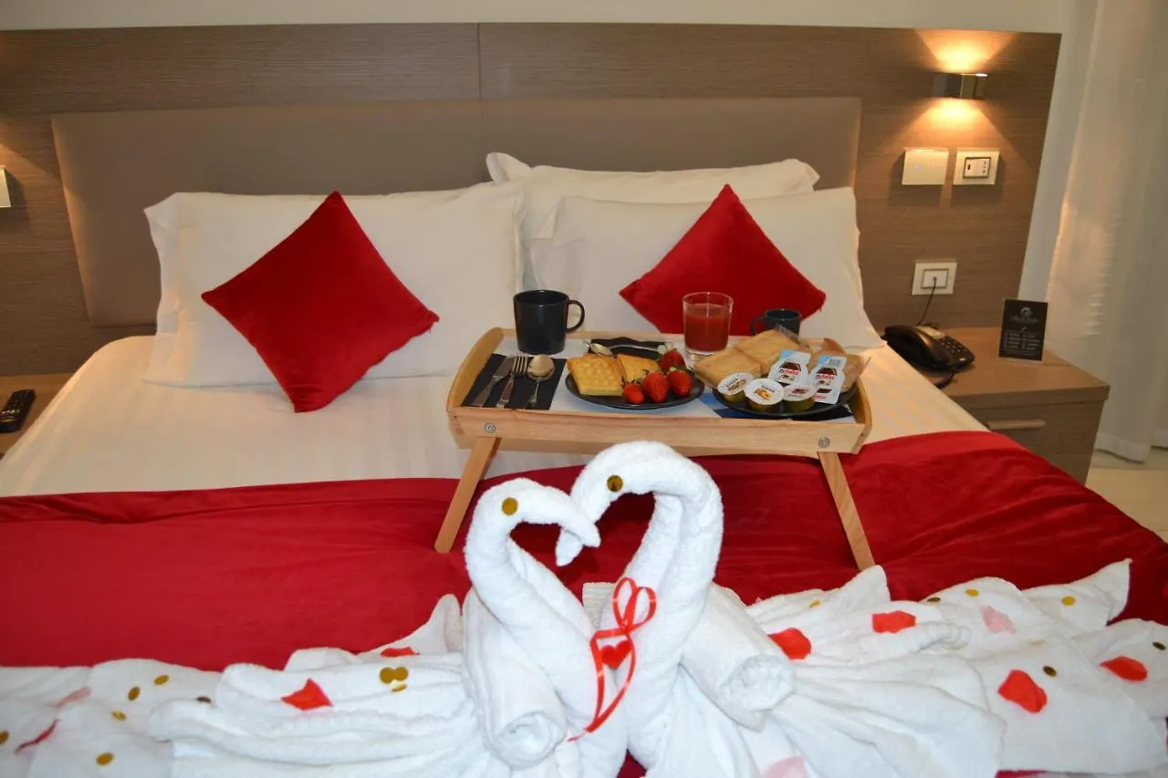 Mecla Suites Naples Guest house