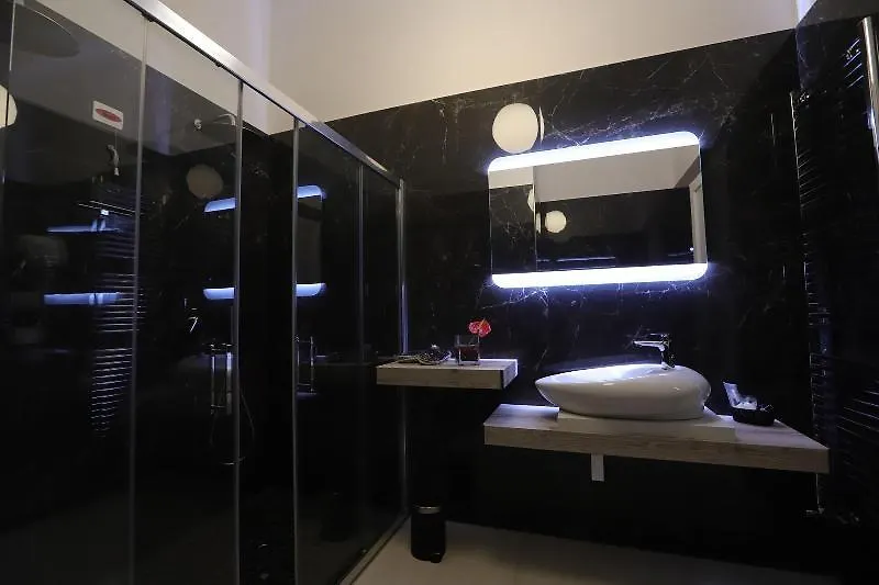 *** Guest house Mecla Suites Naples Italy