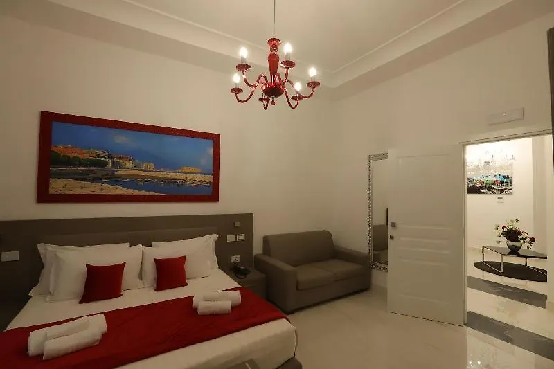 Mecla Suites Naples