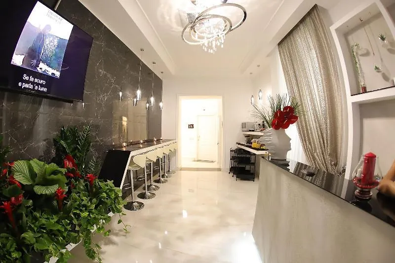 Mecla Suites Naples 3*,