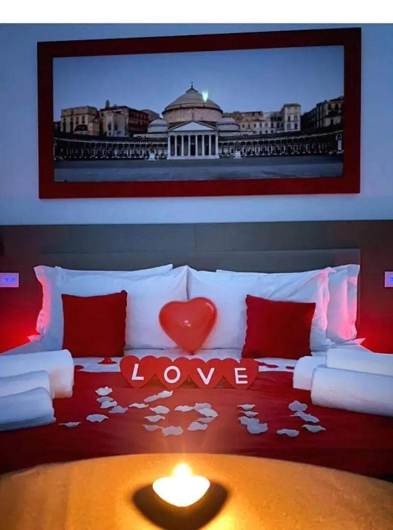 Mecla Suites Naples 3*,